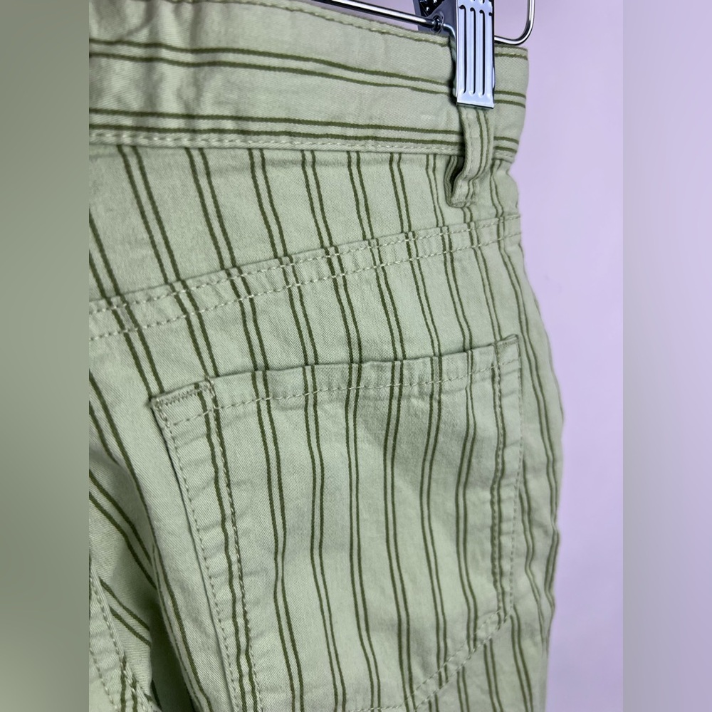 Cat & Jack, Flat-Front Shorts, Green Stripe, Cotton Stretch, Adjustable Waist - Picture 6 of 9